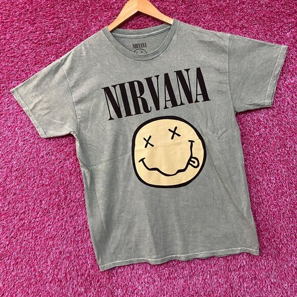 Nirvana Nevermind Smiley Face tshirt size large - Picture 3 of 4